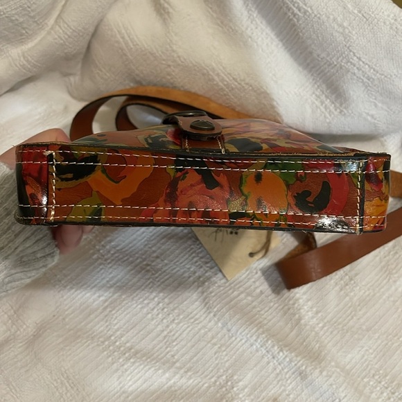 PATRICIA NASH - floral printed Venezia pouch - NWT - Picture 8 of 9
